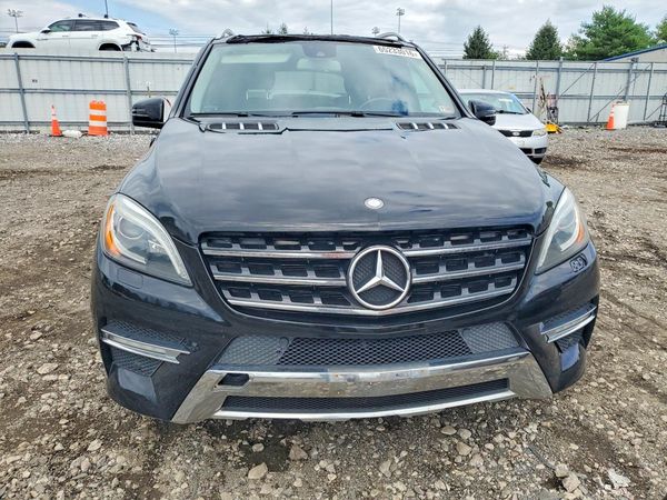 2012 MERCEDES-BENZ ML ML550 4-MATIC