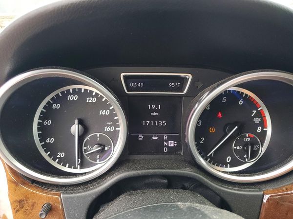 2012 MERCEDES-BENZ ML ML550 4-MATIC