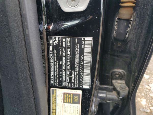 2012 MERCEDES-BENZ ML ML550 4-MATIC