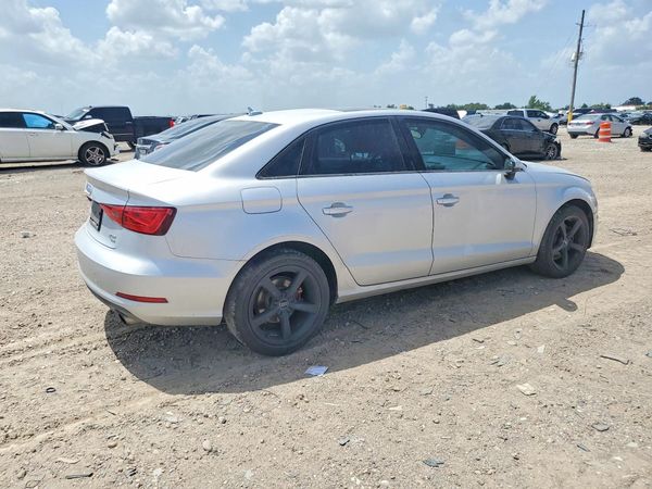 2015 AUDI 5000 Premium Plus
