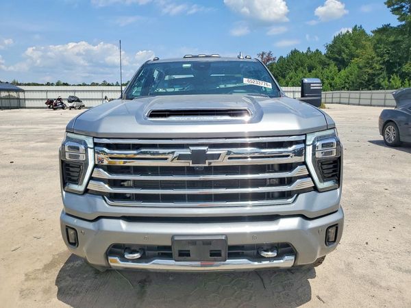 2024 CHEVROLET SILVERADO High Country