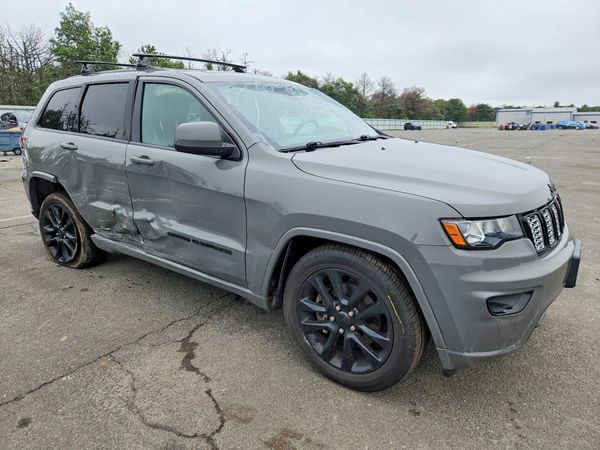 2021 JEEP GRAND CHEROKEE Laredo