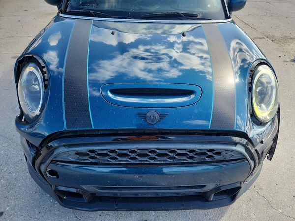 2022 MINI COOPER