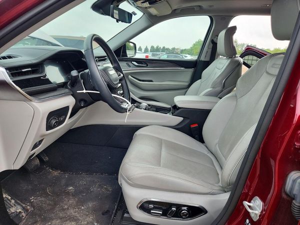 2022 JEEP GRAND CHEROKEE