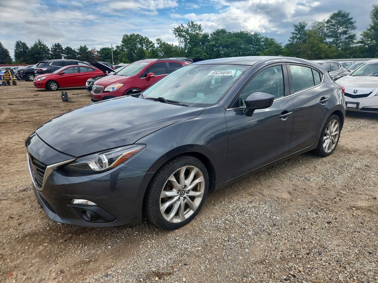 2016 MAZDA 3 SE