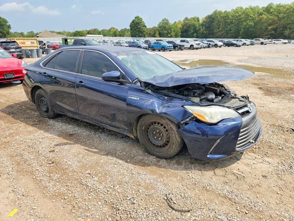 2016 TOYOTA CAMRY SOLA Hybrid