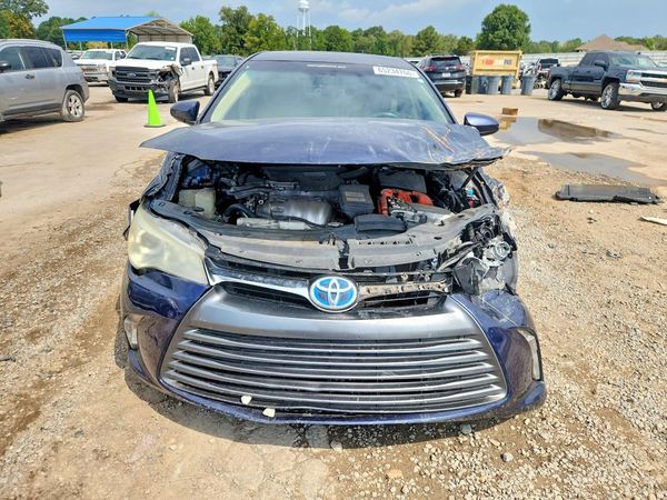 2016 TOYOTA CAMRY SOLA Hybrid