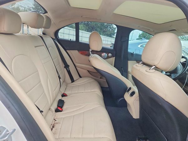 2016 MERCEDES-BENZ C C300-4M