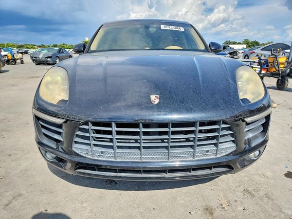 2016 PORSCHE MACAN