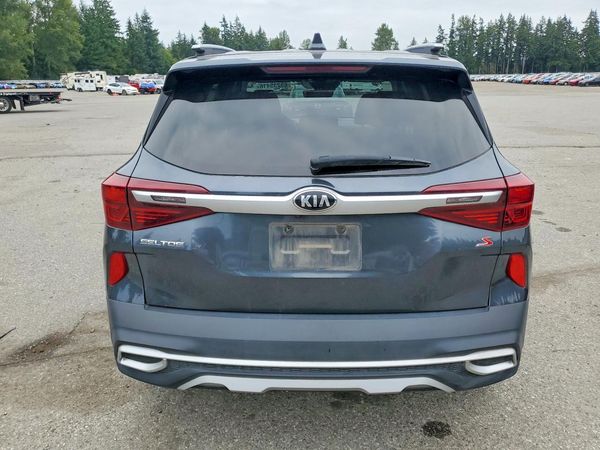 2021 KIA SELTOS S