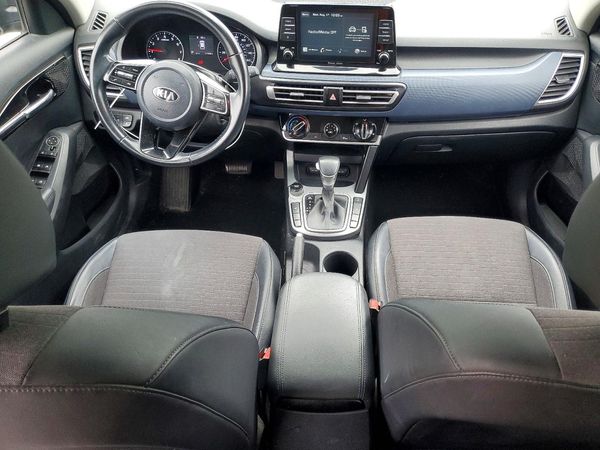2021 KIA SELTOS S