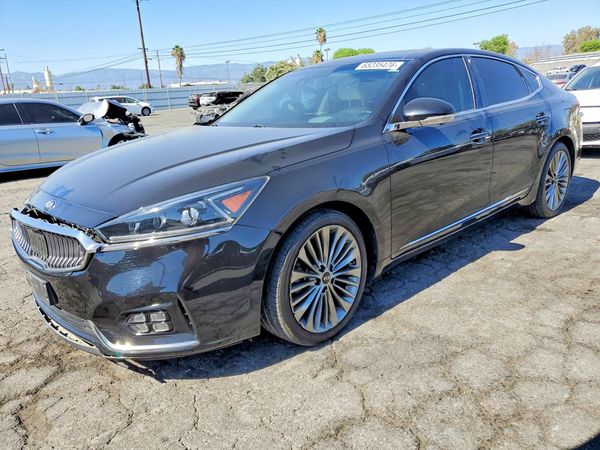 2017 KIA CADENZA