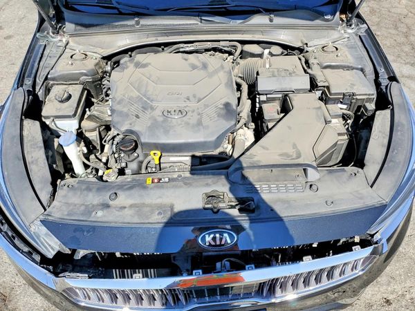 2017 KIA CADENZA