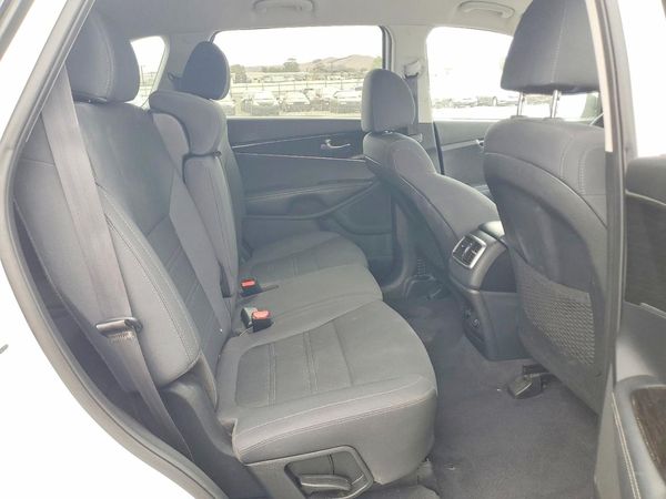 2020 KIA SORENTO L, LX, S
