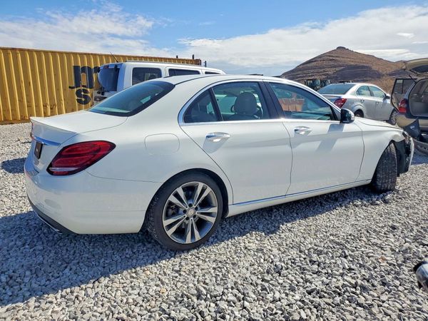 2015 MERCEDES-BENZ C Base