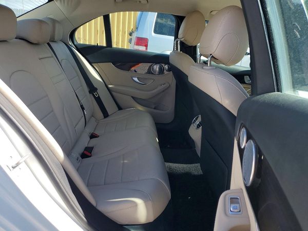 2015 MERCEDES-BENZ C Base