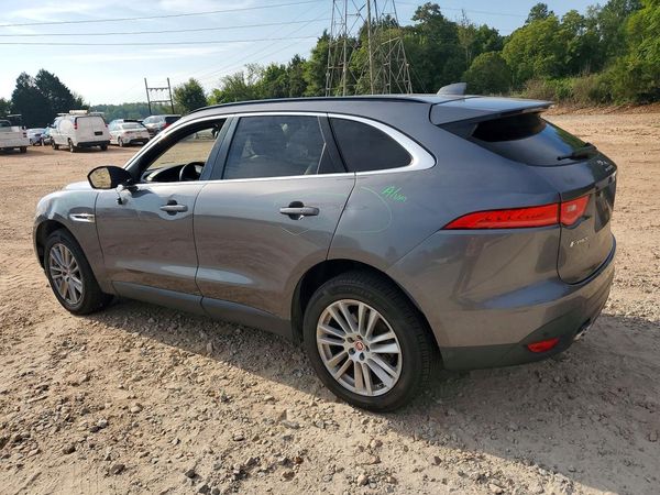2017 JAGUAR F-PACE Prestige