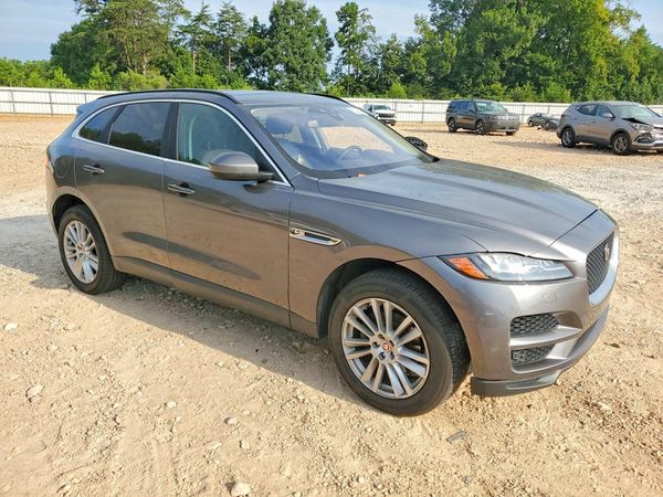 2017 JAGUAR F-PACE Prestige