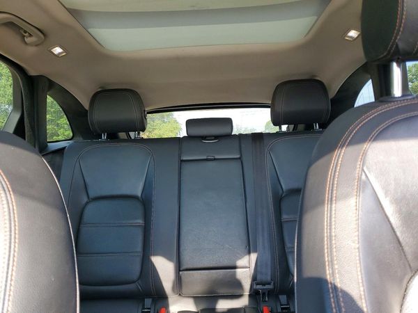 2017 JAGUAR F-PACE Prestige