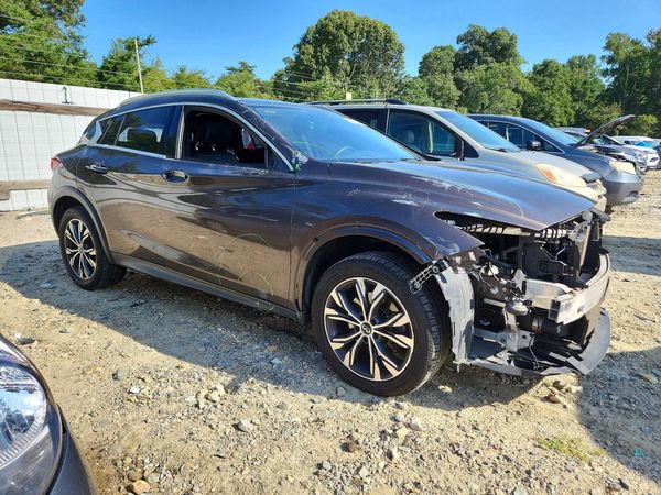 2018 INFINITI QX30