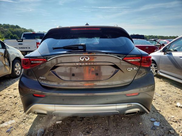 2018 INFINITI QX30