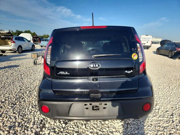 2019 KIA SOUL Base