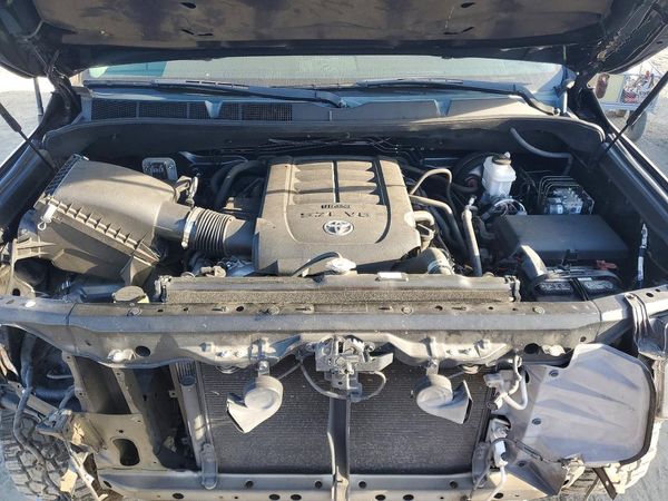 2019 TOYOTA TUNDRA SR5 Grade