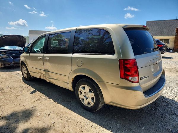 2013 DODGE GRAND CARAVAN SE