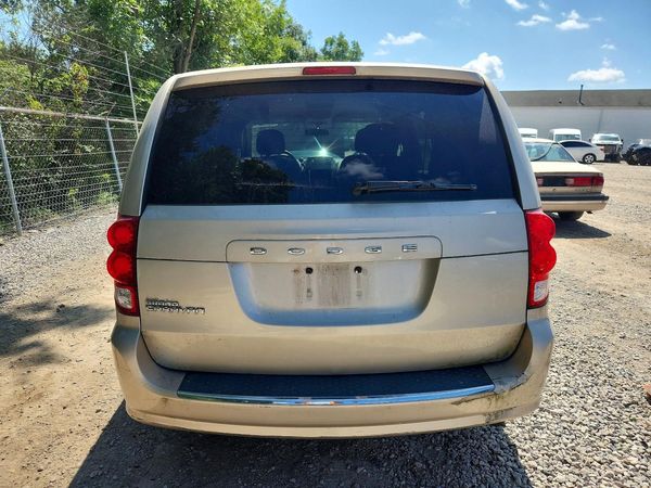 2013 DODGE GRAND CARAVAN SE
