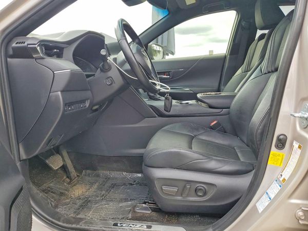 2021 TOYOTA VENZA