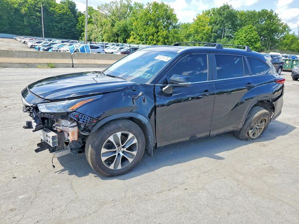 2023 TOYOTA HIGHLANDER