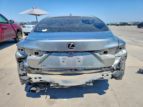 2018 LEXUS LS 500