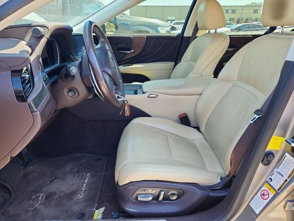 2018 LEXUS LS 500