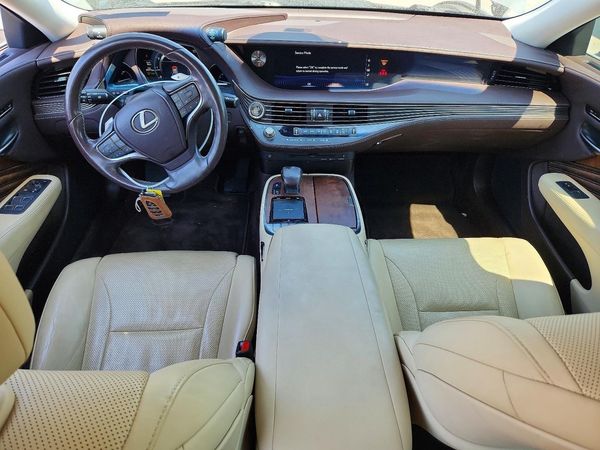 2018 LEXUS LS 500