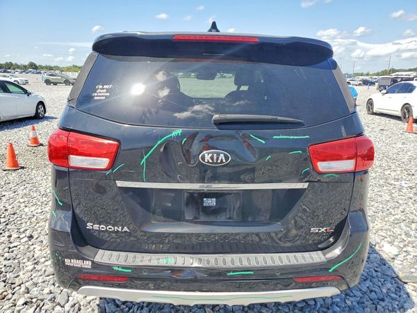 2016 KIA SEDONA SXL - High level
