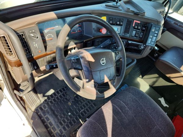 2018 VOLVO VNL — CKPT