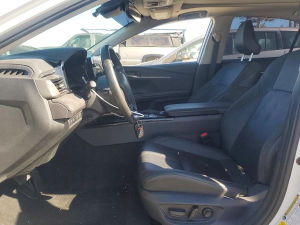2025 TOYOTA CAMRY — DENT