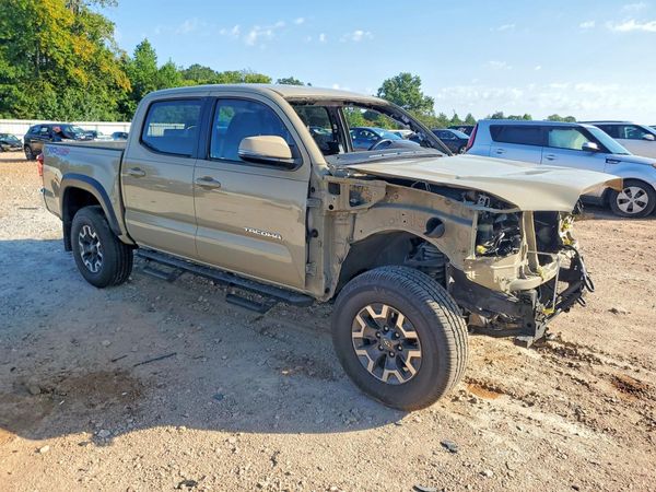 2019 TOYOTA TACOMA SR5