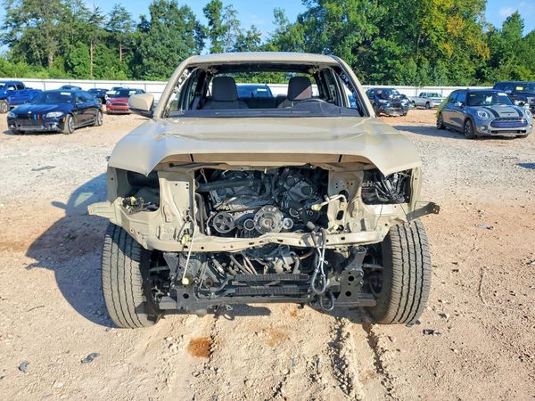 2019 TOYOTA TACOMA SR5