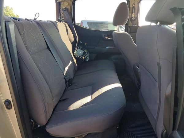 2019 TOYOTA TACOMA SR5