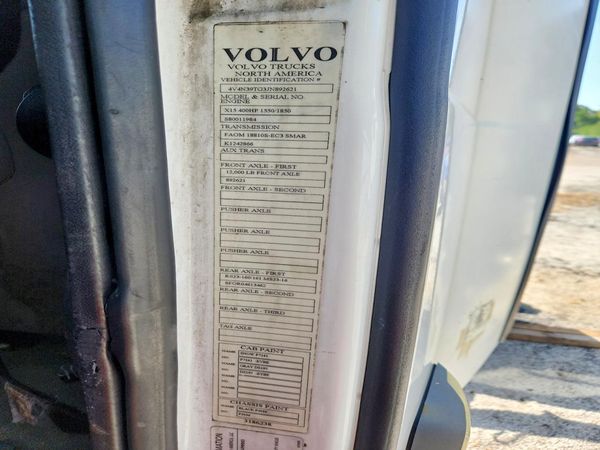 2018 VOLVO VNL