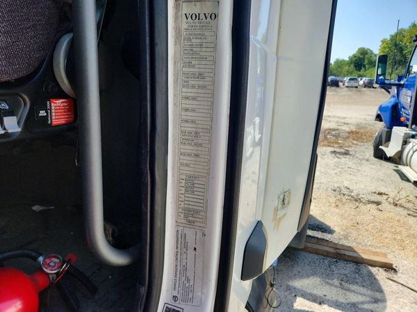 2018 VOLVO VNL