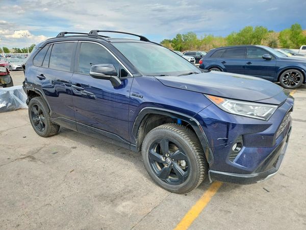 2020 TOYOTA RAV4 XSE HV