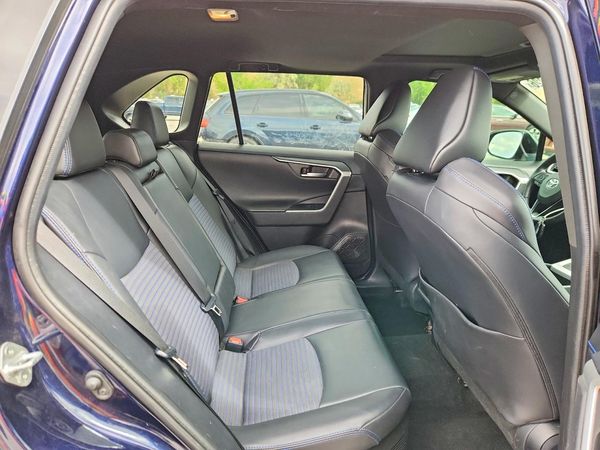 2020 TOYOTA RAV4 XSE HV