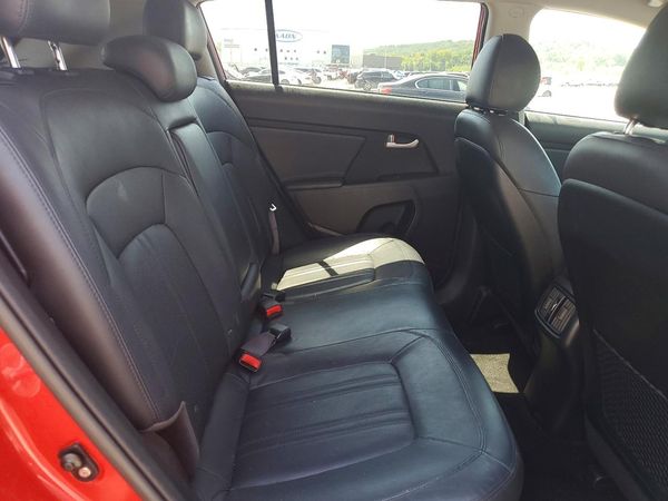 2015 KIA SPORTAGE GLS - Middle level