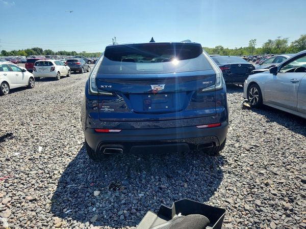 2020 CADILLAC XT4 Sport