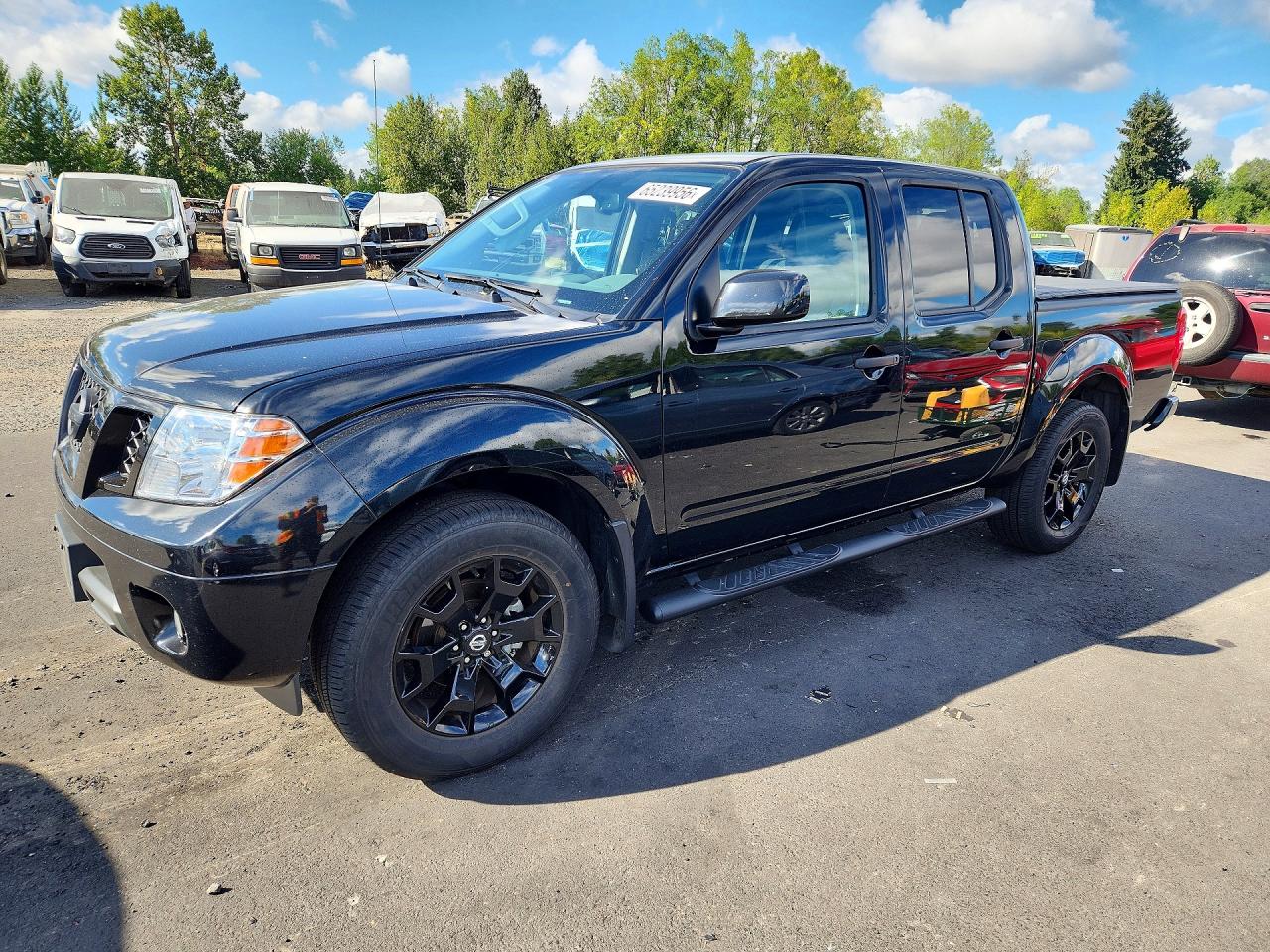 2021 NISSAN FRONTIER Crew Cab