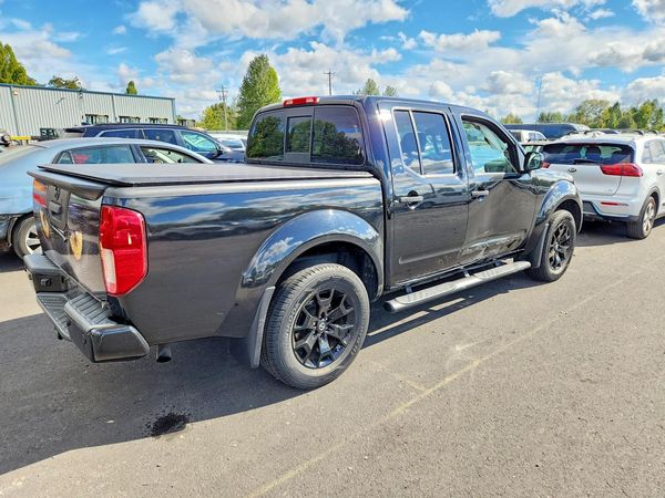 2021 NISSAN FRONTIER Crew Cab