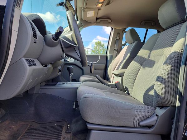 2021 NISSAN FRONTIER Crew Cab