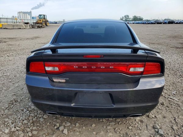 2013 DODGE CHARGER SE